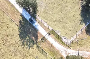 7223 S W 55 St, Bushnell, FL 33513 - Photo 2