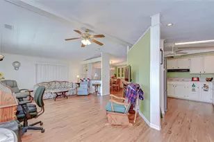 35827 Brisa Dr, Zephyrhills, FL 33541 - Photo 16