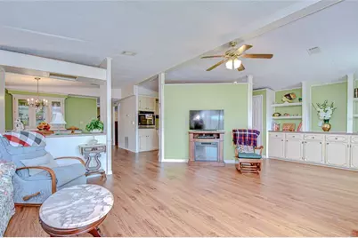 35827 Brisa Drive, Zephyrhills, FL 33541 - Photo 20