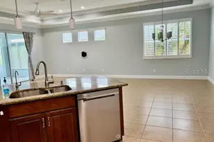 712 Chipper Dr, Sun City Center, FL 33573 - Photo 8