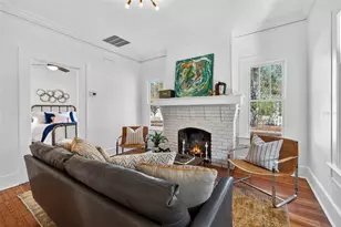 736 6th St N, Saint Petersburg, FL 33701 - Photo 8