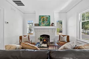 736 6th St N, Saint Petersburg, FL 33701 - Photo 6