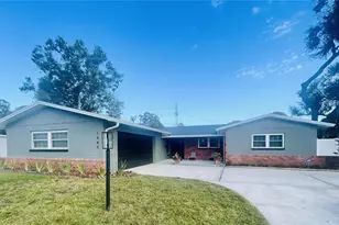 1945 68th Ave S, Saint Petersburg, FL 33712 - Photo 1