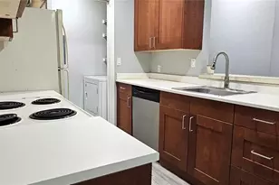 10263 Gandy Blvd N, Saint Petersburg, FL 33702 - Photo 10