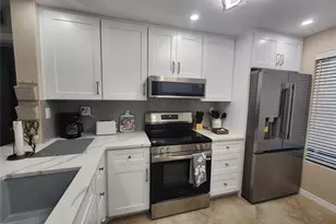 6361 Bahia Del Mar Blvd, Saint Petersburg, FL 33715 - Photo 4