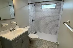 2650 15th St N, Saint Petersburg, FL 33704 - Photo 6