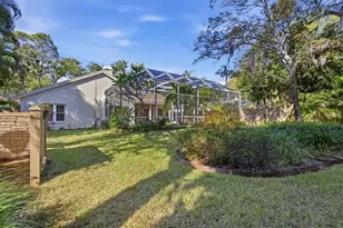 192 Sage Cir, Crystal Beach, FL 34681 - Photo 16