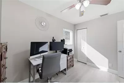 736 S 58th Street, Tampa, FL 33619 - Photo 16