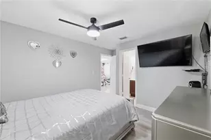736 S 58th St, Tampa, FL 33619 - Photo 10