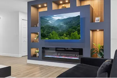 5819 Tampa Shores Boulevard, Tampa, FL 33615 - Photo 8