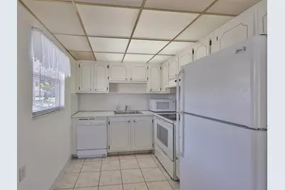 1811 Bedford Lane #153, Sun City Center, FL 33573 - Photo 8