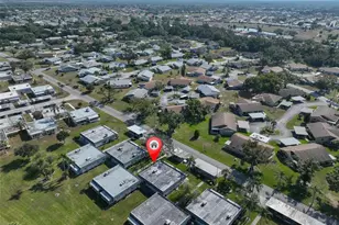 1811 Bedford Ln, Sun City Center, FL 33573 - Photo 22