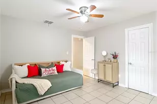 3203 Pinellas Pl, Tampa, FL 33619 - Photo 18