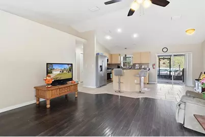 2435 W Lawrence Court, Dunnellon, FL 34434 - Photo 10