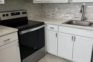 3300 Fox Chase Circle N, Palm Harbor, FL 34683 - Photo 6