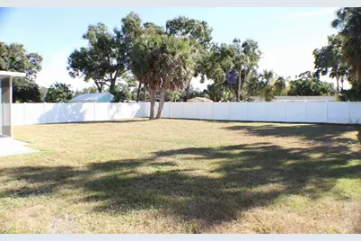 4006 W Wisconsin Avenue, Tampa, FL 33616 - Photo 22