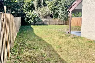 2734 Hunt Club Ln, Orlando, FL 32826 - Photo 12