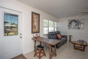 6701 31st Ave N, Saint Petersburg, FL 33710 - Photo 16