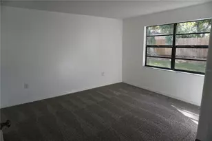 101 Lake Ave NE, Largo, FL 33771 - Photo 8