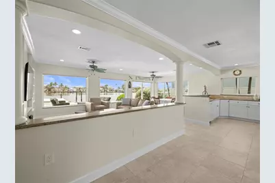 16129 4th Street E, Redington Beach, FL 33708 - Photo 16