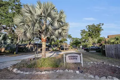 2733 Nicole Circle, Palm Harbor, FL 34684 - Photo 50