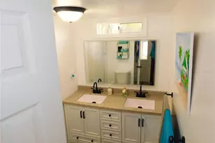 37320 8th Ave, Zephyrhills, FL 33542 - Photo 12