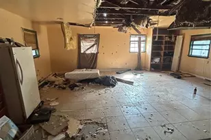 6106 Idle a While Cir, Dade City, FL 33523 - Photo 16