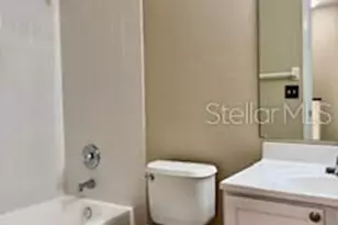 402 Kensington Lake Cir, Brandon, FL 33511 - Photo 14