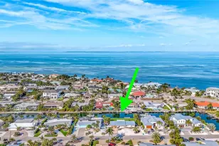 607 Emerald Ln, Holmes Beach, FL 34217 - Photo 1