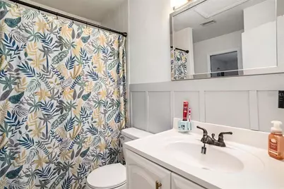 15906 Country Farm Place, Tampa, FL 33624 - Photo 20