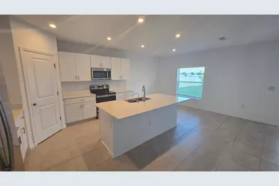 233 Aquamarine Lane, Kissimmee, FL 34758 - Photo 10