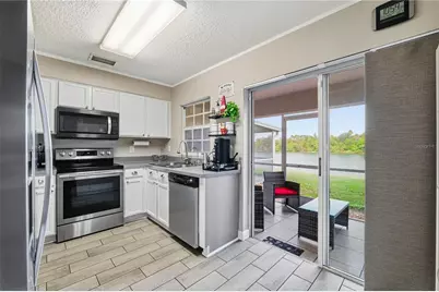 429 Kensington Lake Circle, Brandon, FL 33511 - Photo 10