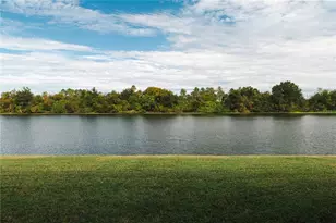 429 Kensington Lake Cir, Brandon, FL 33511 - Photo 2