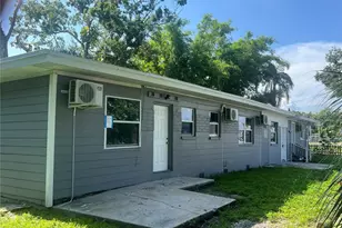 2002 E 33rd Ave, Tampa, FL 33610 - Photo 2