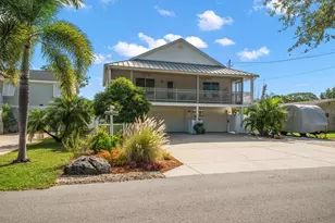109 Peterson Ln, Palm Harbor, FL 34683 - Photo 4