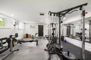 320 Park St S, Saint Petersburg, FL 33707 - Photo 82