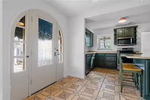 717 19th Ave N, Saint Petersburg, FL 33704 - Photo 16