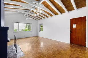 717 19th Ave N, Saint Petersburg, FL 33704 - Photo 10