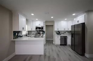 2108 E Annie St, Tampa, FL 33612 - Photo 8