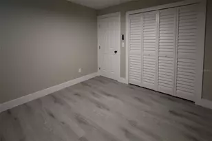 2108 E Annie St, Tampa, FL 33612 - Photo 14