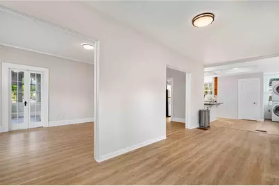 2302 12th Street N, Saint Petersburg, FL 33704 - Photo 16