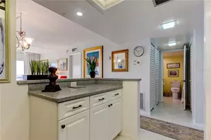 4900 Brittany Dr S, Saint Petersburg, FL 33715 - Photo 8