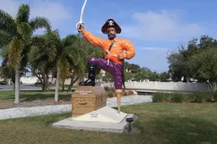 16 Paradise Ln, Saint Petersburg, FL 33706 - Photo 34