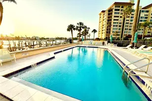 690 Island Way, Clearwater Beach, FL 33767 - Photo 22