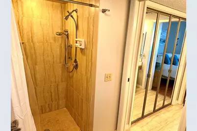 690 Island Way #307, Clearwater Beach, FL 33767 - Photo 16