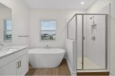 6925 E 116th Court #Main home only, Palmetto, FL 34221 - Photo 26