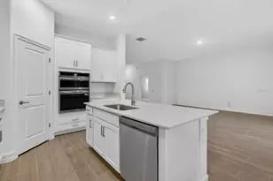 6925 E 116th Ct, Palmetto, FL 34221 - Photo 16