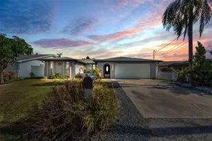 13926 Darlene Ave, Hudson, FL 34667 - Photo 4