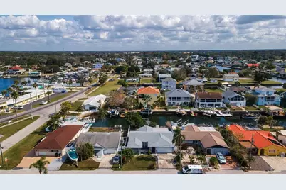 13926 Darlene Avenue, Hudson, FL 34667 - Photo 12