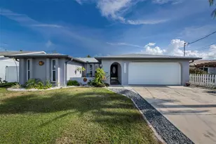 13926 Darlene Ave, Hudson, FL 34667 - Photo 2